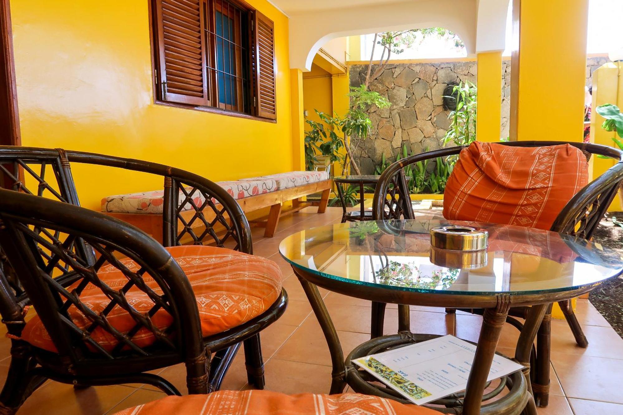 O Jardim Do Vinho, Ac Bed & Breakfast Praia Luaran gambar